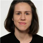 Tengo experiencia en dar clases a niños de origen chino.